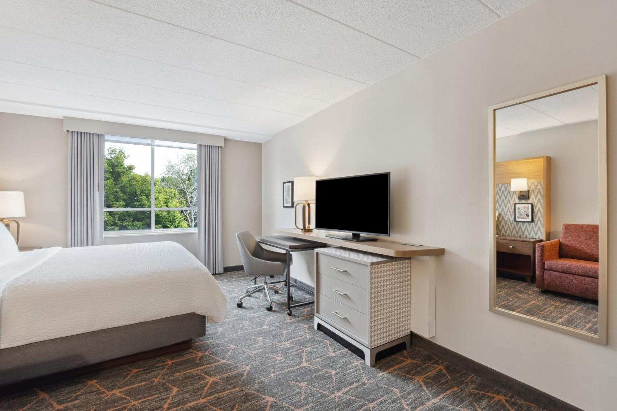 Holiday Inn Portsmouth By Ihg Ngoại thất bức ảnh